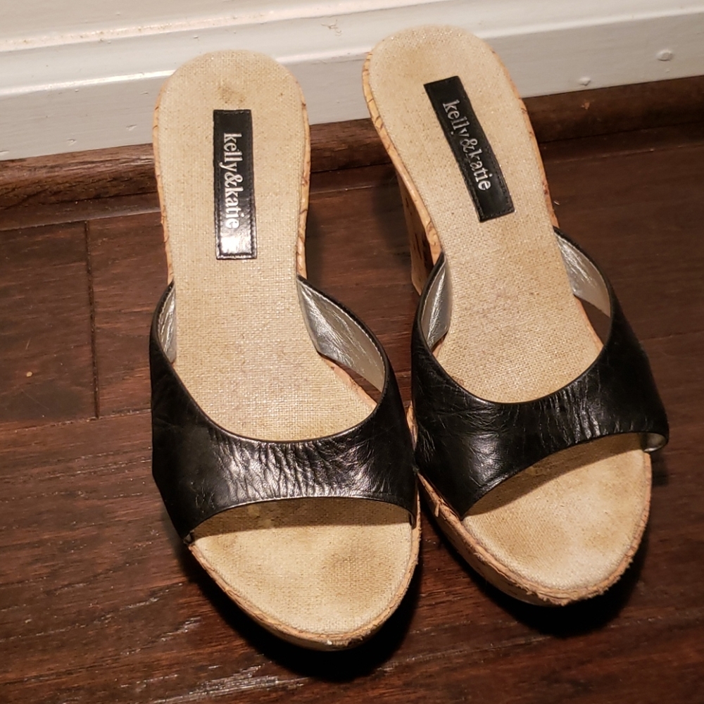 Black kelly&katie heel sandals